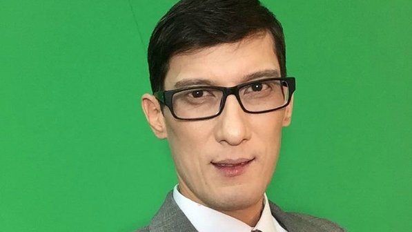 "Діннен безген!": Дәнекер Оразбай ағынан жарылып, ақталды