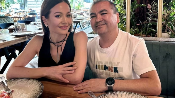 "Орыс жезөкшесі": Сейфуллин Жолбарыстың әйелі жұрт білмейтін сырымен бөлісті