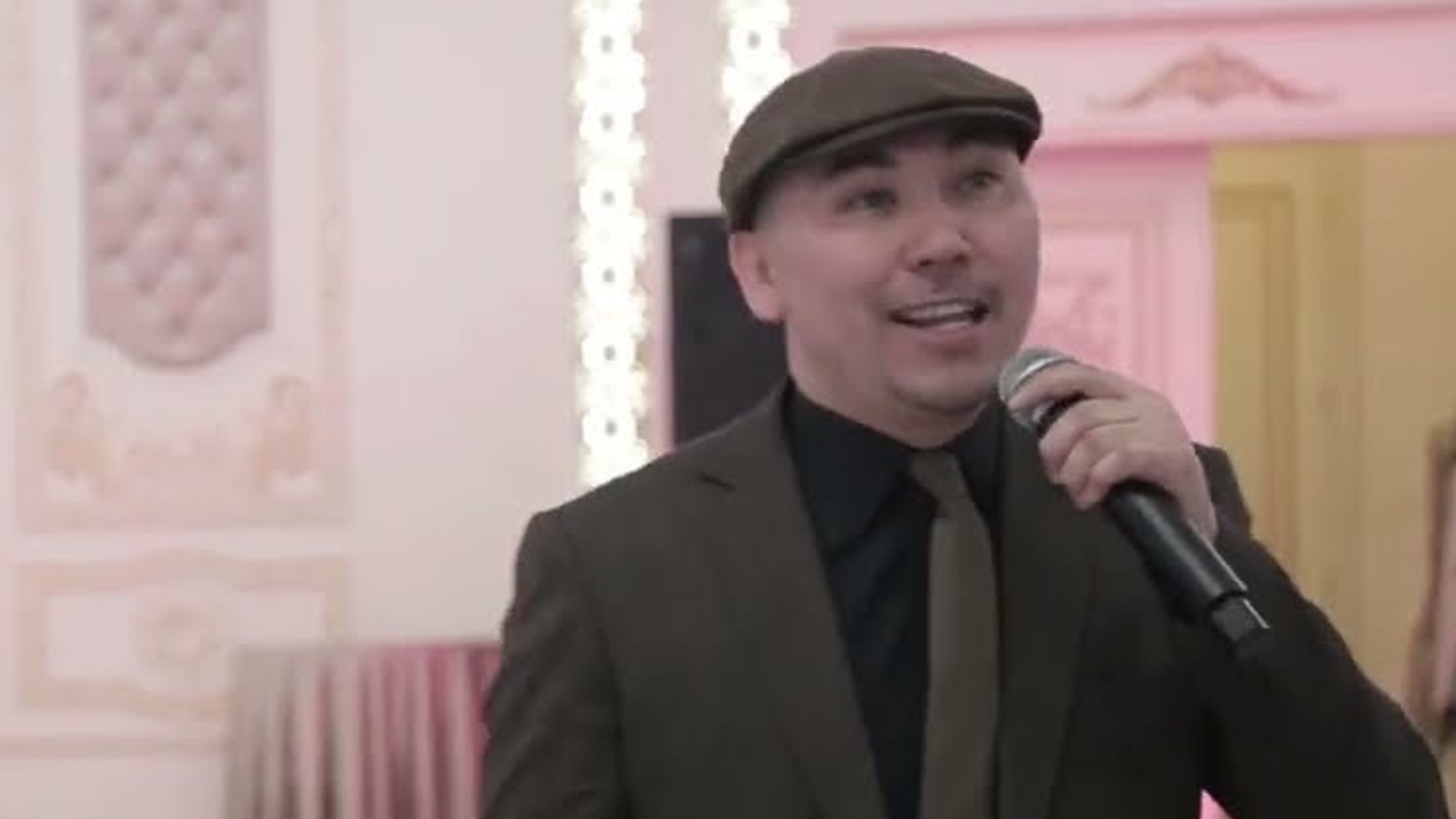 "Қайтпай қалыңдар": Жұрт қажыларға қарғыс айтуда