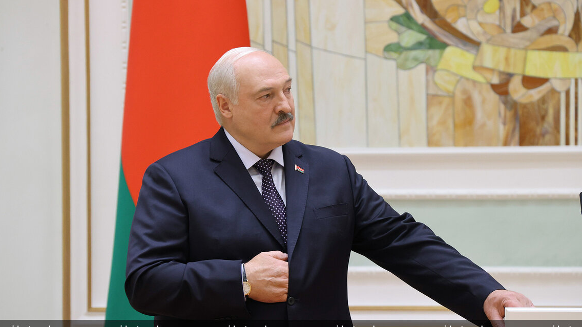 "Бізге келіңдер!": Александр Лукашенко өзбек халқна үндеу жасады