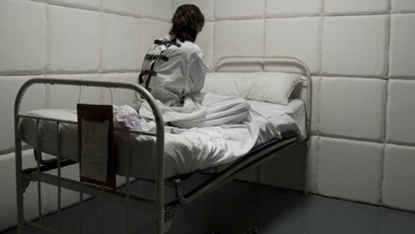 "Жындыханадағы жағдай": Астанада қауіпті науқастар көшелерде еркін жүр