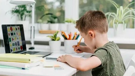 Қыста онлайн оқыған оқушылар үшін оқу жылы ұзартыла ма? 