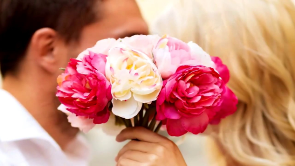 Жамбылда қызына жұмсаған ақшасын қайтарғысы келген жігіт сотқа жүгінді