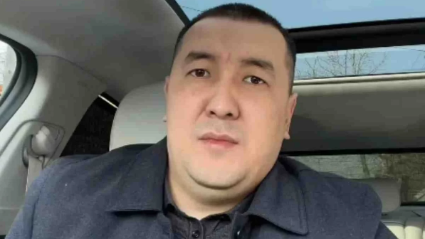 Блогер Әділетханның тағы сорақы сұмдықтары жарыққа шықты