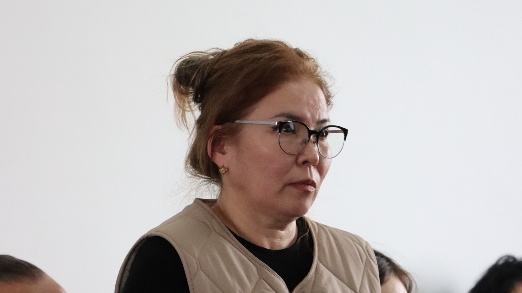 «Мектеп жоқ, әкімді көрмейміз», Павлодарда тұрғындар шенеуніктерге мұңын шақты