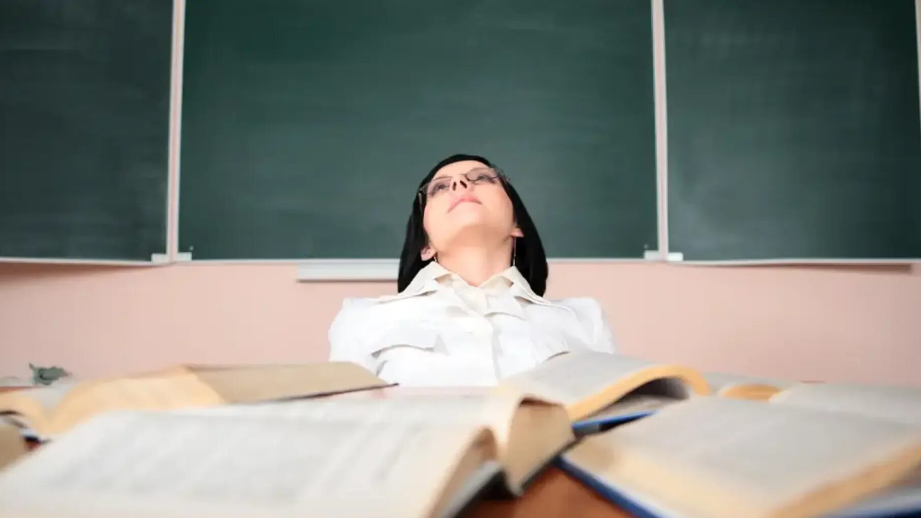 Құжат жоқ: Мұғалімдердің соңғы жүйке талшықтарын тартқылау кімге керек?