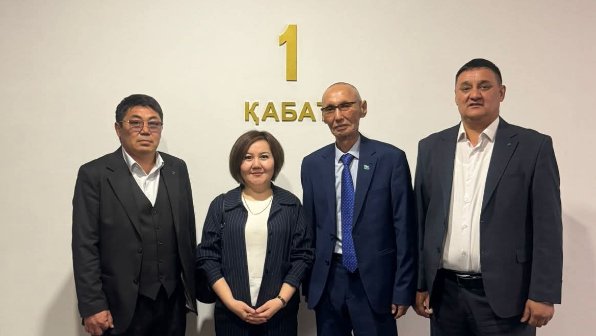 Қазақстандық ұстаздар Президентке ашық хат жазып, үндеу жасады