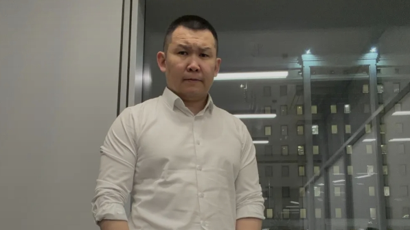 "Мұғалімді газетке мәжбүрлеп жаздыртып, жылына бір рет аттестация тапсырту керек"дейді журналист