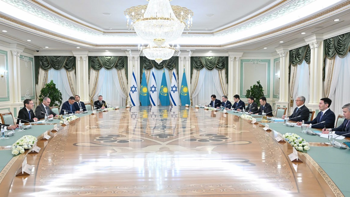 Мемлекет басшысы Қасым-Жомарт Тоқаев пен Израиль Президенті Ицхак Герцог шағын құрамда келіссөз жүргізді 