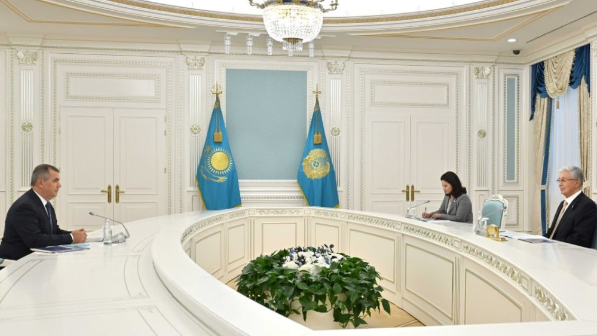 Тоқаев Air Astana компаниясының даму жоспарымен танысты