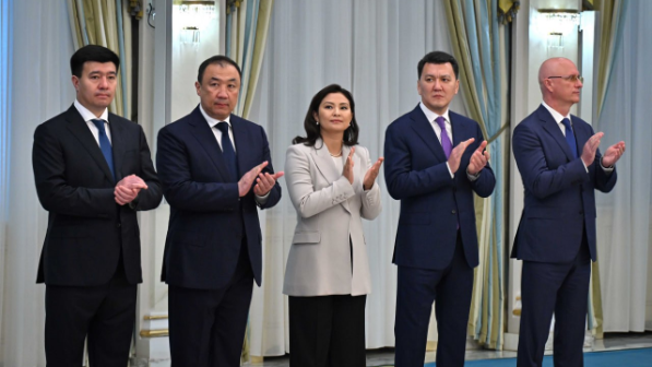 Президент : «Басты мақсат – елімізді Еуропа мен Азияны жалғастыратын жетекші логистикалық желінің біріне айналдыру»