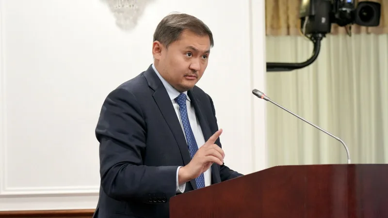 Грантқа ілінбеген түлектерде әлі мүмкіндік бар: Саясат Нұрбек мәлімдеме жасады