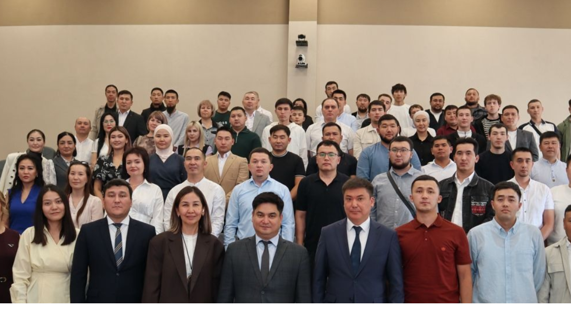 Қазақмыстың 100-ден астам жұмыскері Ұлытау университетінде білім ала бастады