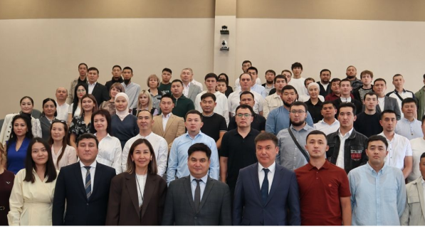 Қазақмыстың 100-ден астам жұмыскері Ұлытау университетінде білім ала бастады