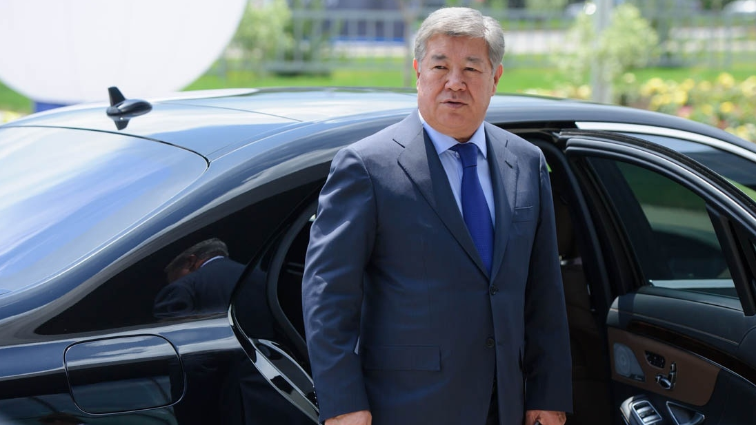 "Өз үйі жоқ": Ахметжан Есімовтің қазіргі жағдайы қалай, қайда жүргені мәлім болды