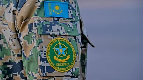 ҰҚК өз қызметкерлерін ұстады: шекарашылар ұзақ мерзімге сотталды