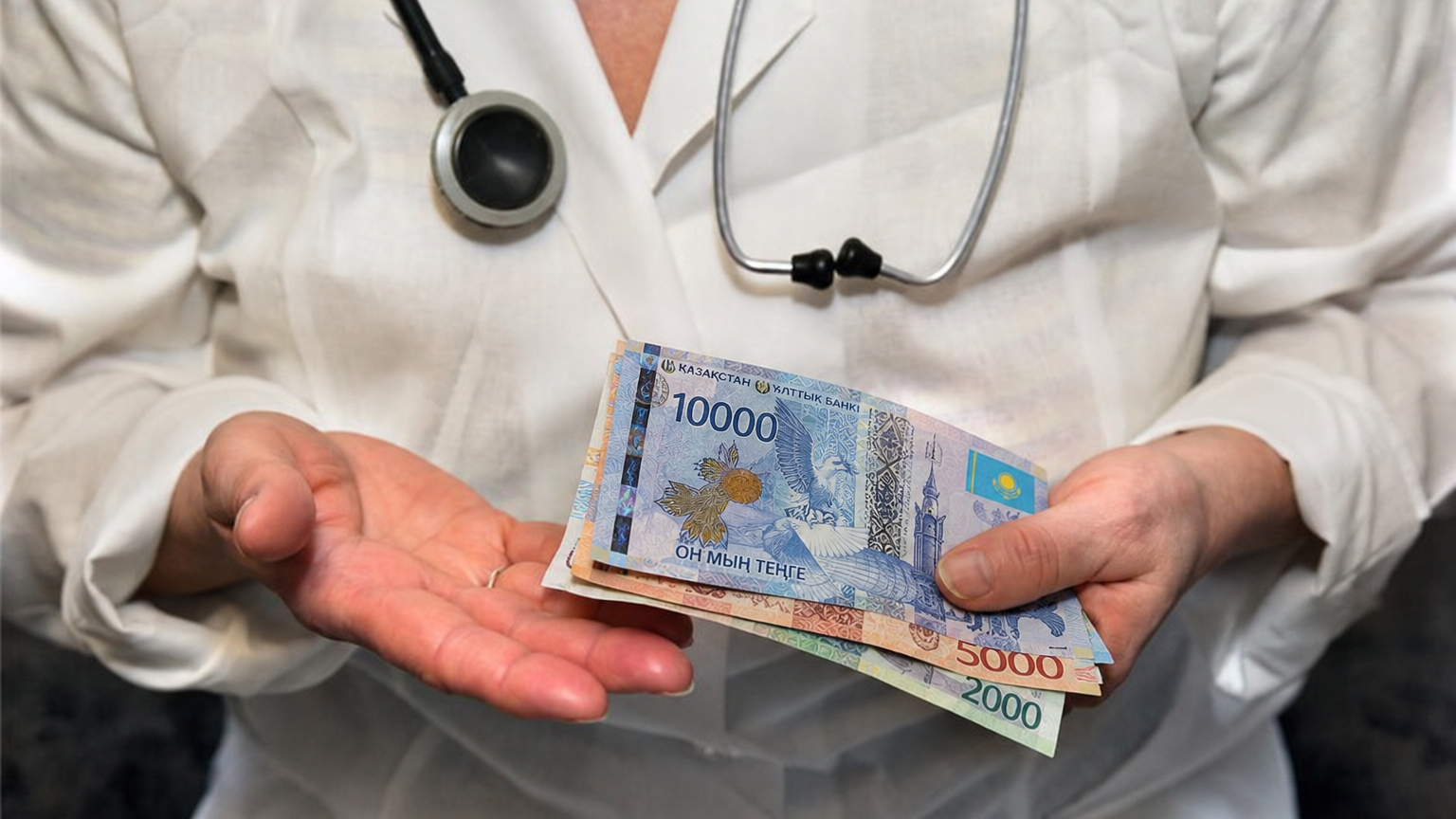 Дәрігердің жазған жазбасы әлеуметтік желіні дүрліктірді