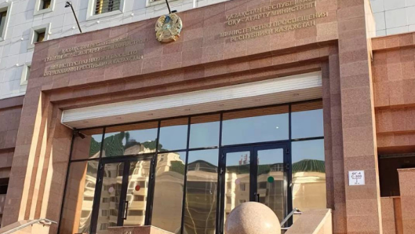  «Министрлікте не болып жатыр?!»: Үш комитеттің басшысы бірінен соң бірі қызметтен кетті