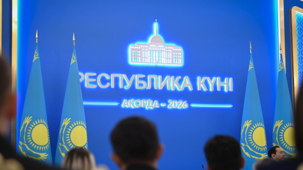 Мемлекет басшысы 150-ден астам педагогты марапаттады